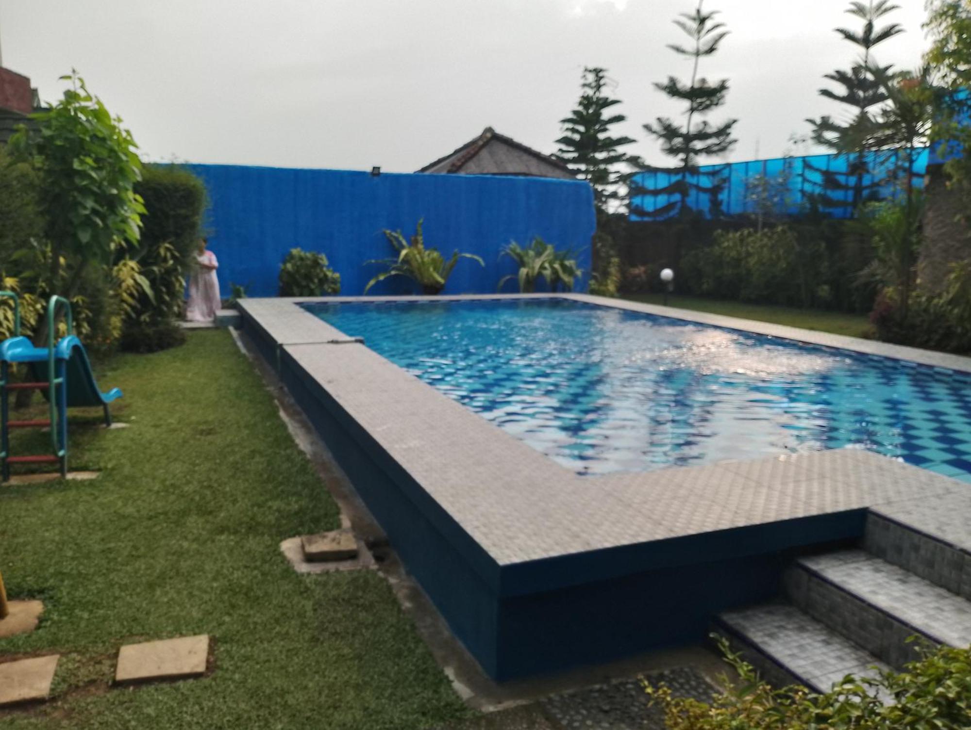 Villa Mutiara Citra Puncak Bu Eva Sampal Экстерьер фото