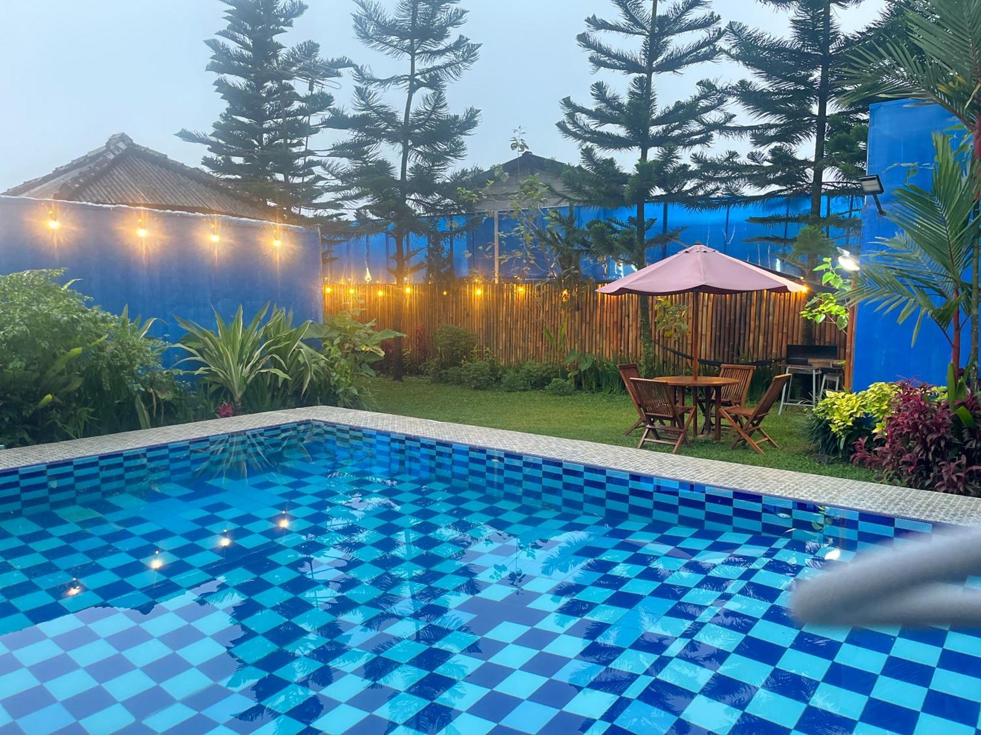 Villa Mutiara Citra Puncak Bu Eva Sampal Экстерьер фото